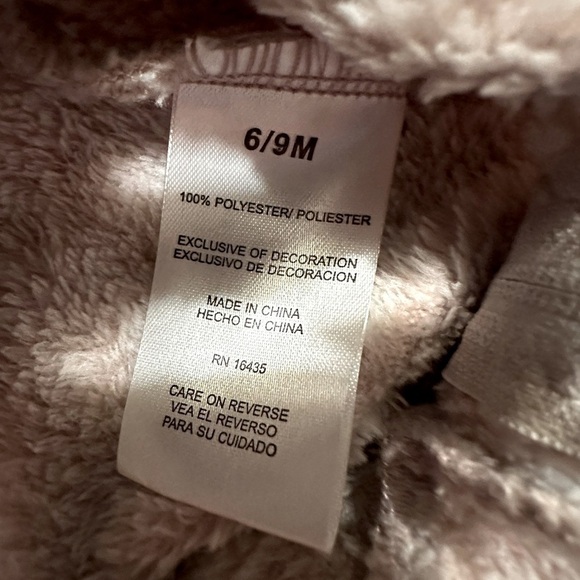 Infant Girl Bodysuit Sleeper - Size 6-9 - NWT - Picture 5 of 5